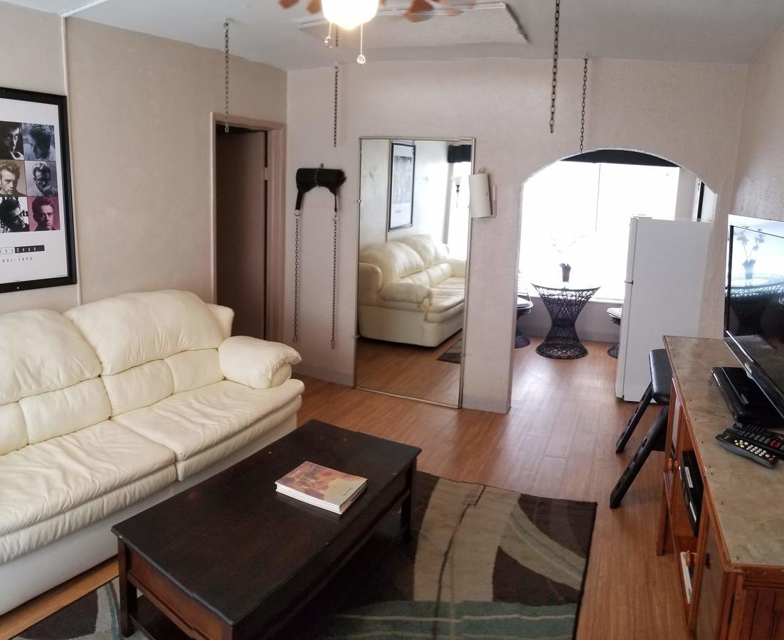 Inn Leather Guest House-Gay Male Only 포트 로더데일 외부 사진