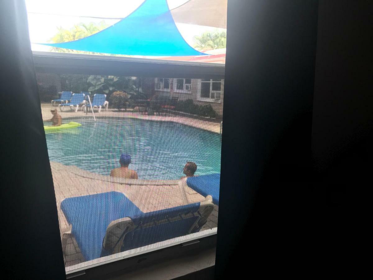Inn Leather Guest House-Gay Male Only 포트 로더데일 외부 사진